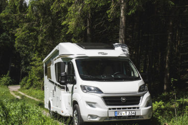 Carrado-T337Wohnmobil_teilintegriert-